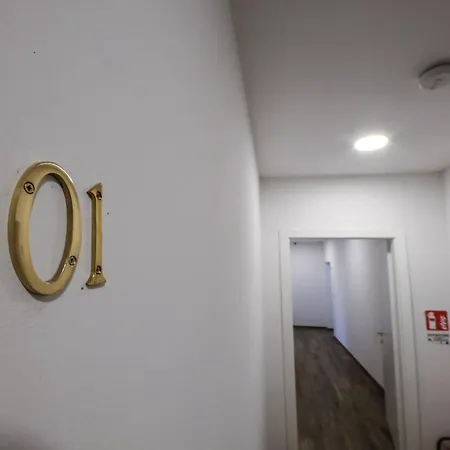 Del Centro Aparthotel *