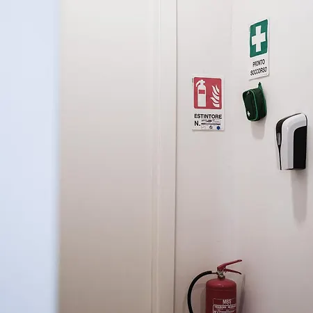 Del Centro 公寓式酒店