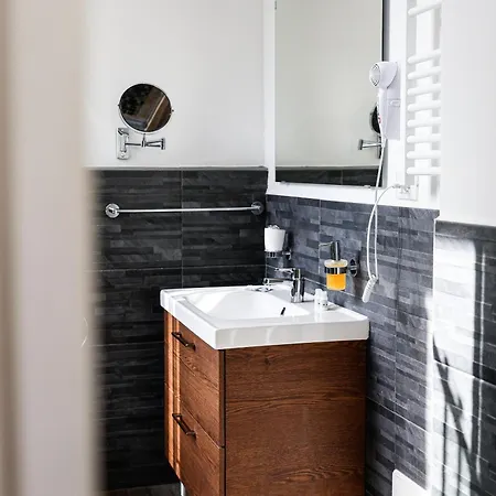 Del Centro Ξενοδοχείο με διαμερίσματα Μόντενα