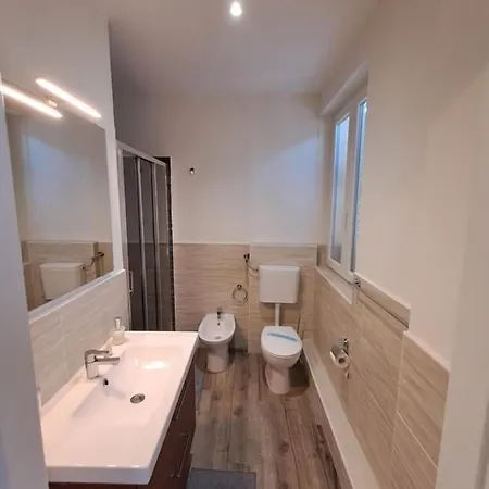 Del Centro Aparthotel 3*