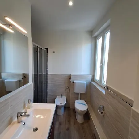 Del Centro Aparthotel 3*