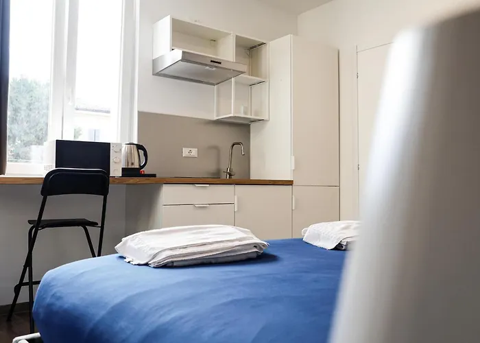 Del Centro Aparthotel 3*