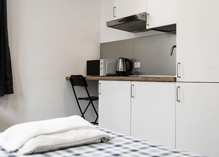 Del Centro Aparthotel 3*