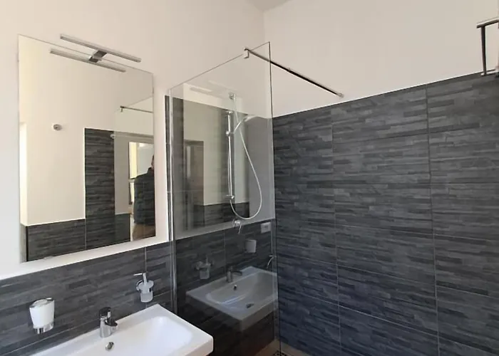 Del Centro Aparthotel Modena